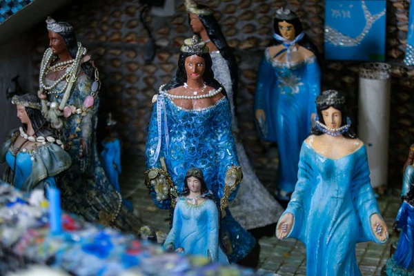 Desde quando Iemanjá é branca? por Arisson Marinho