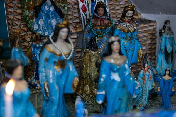 Desde quando Iemanjá é branca? por Arisson Marinho