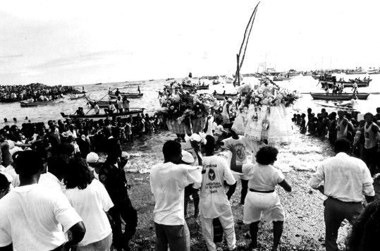 Em 1994, Festa de Iemanjá por Antenor Pereira/Arquivo CORREIO