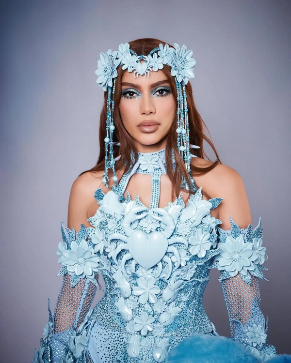 Ensaios da Anitta por Reprodução/Instagram