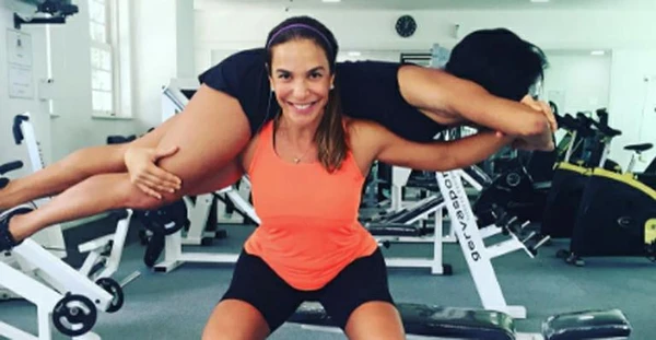 Ivete Sangalo treina pesado por Reprodução