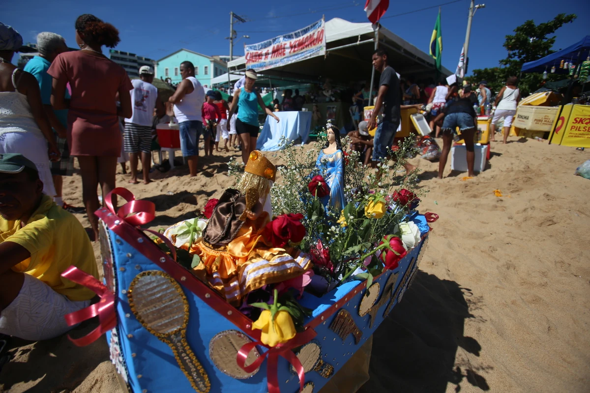 Presente para Iemanjá por Tiago Caldas/Arquivo CORREIO