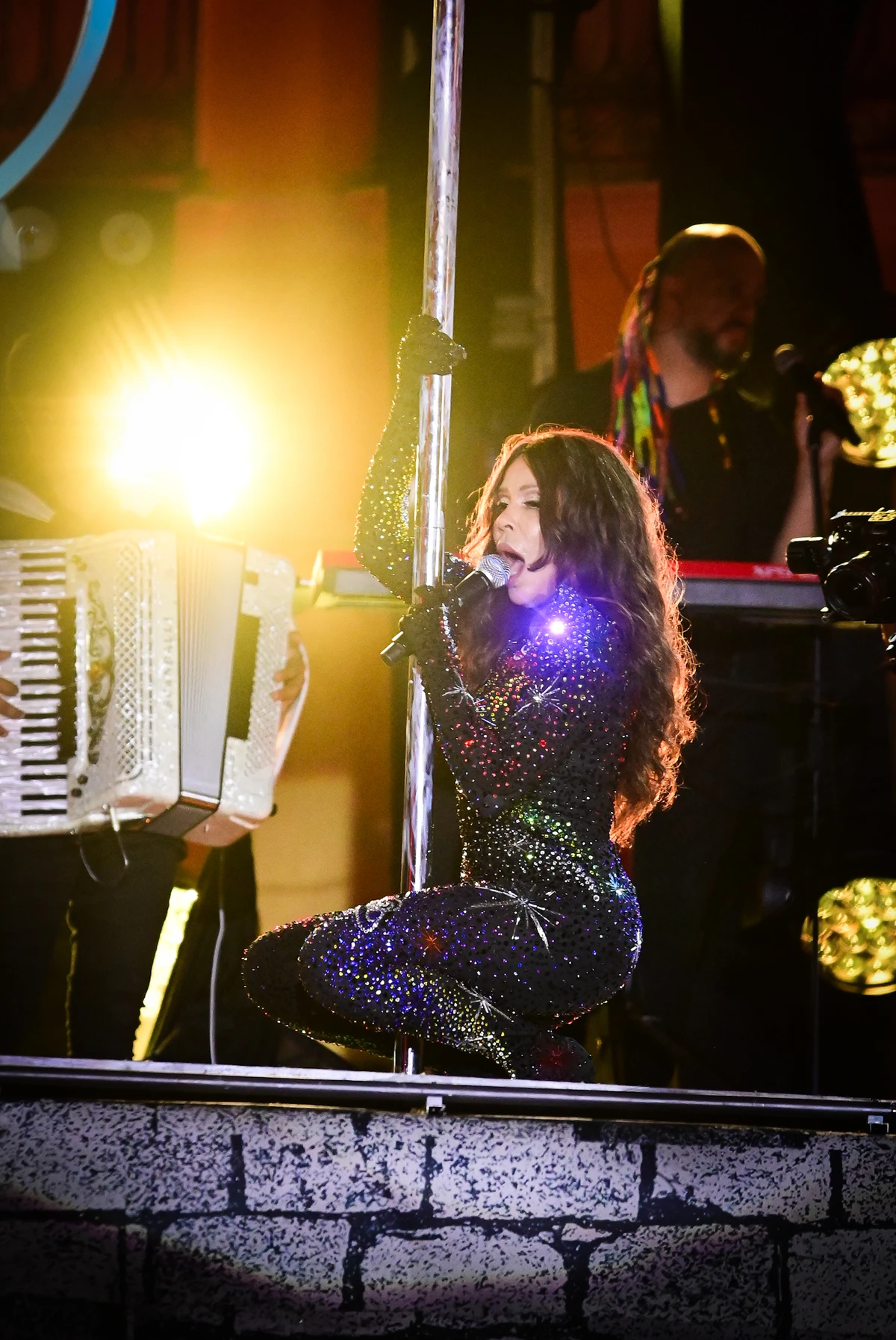 Silvânia troca cinco vezes de figurino e brilha em gravação com Berg no Pelourinho por Leo Franco/AgNews