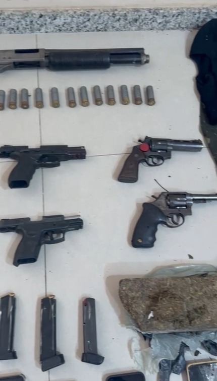 Traficantes do CV foram morto em esconderijo no meio da mata por Reprodução