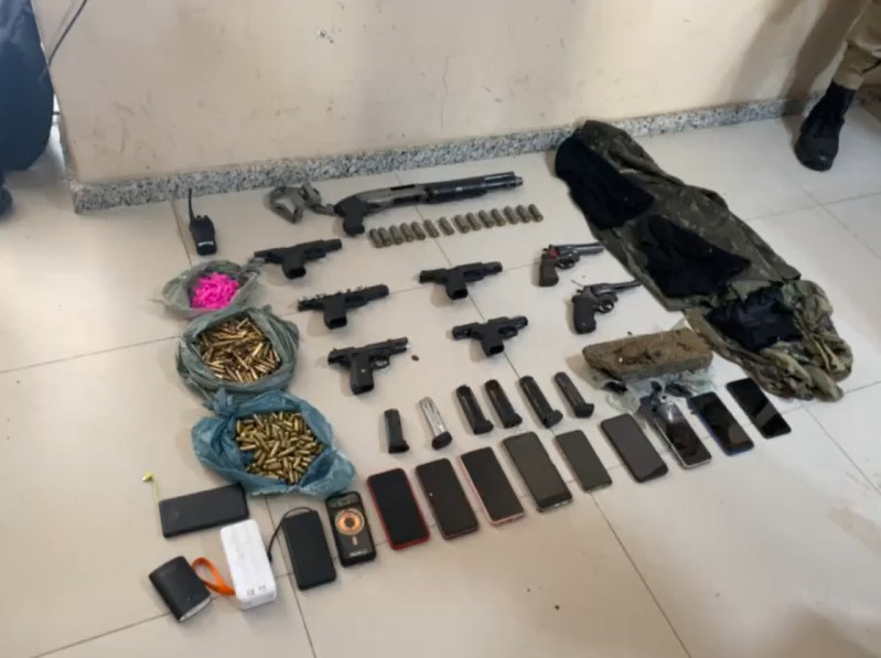 Traficantes do CV foram morto em esconderijo no meio da mata por Reprodução