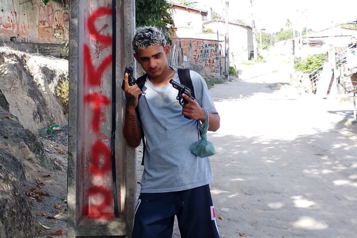 Traficantes do CV foram morto em esconderijo no meio da mata por Reprodução