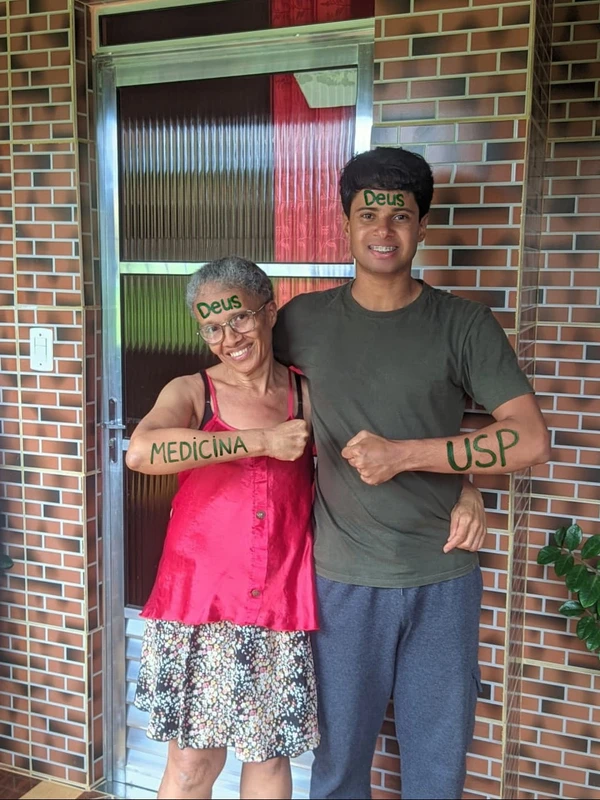 Wesley de Jesus, 23, aluno da rede publica e 1º lugar no vestibular de Medicina da USP por Reprodução