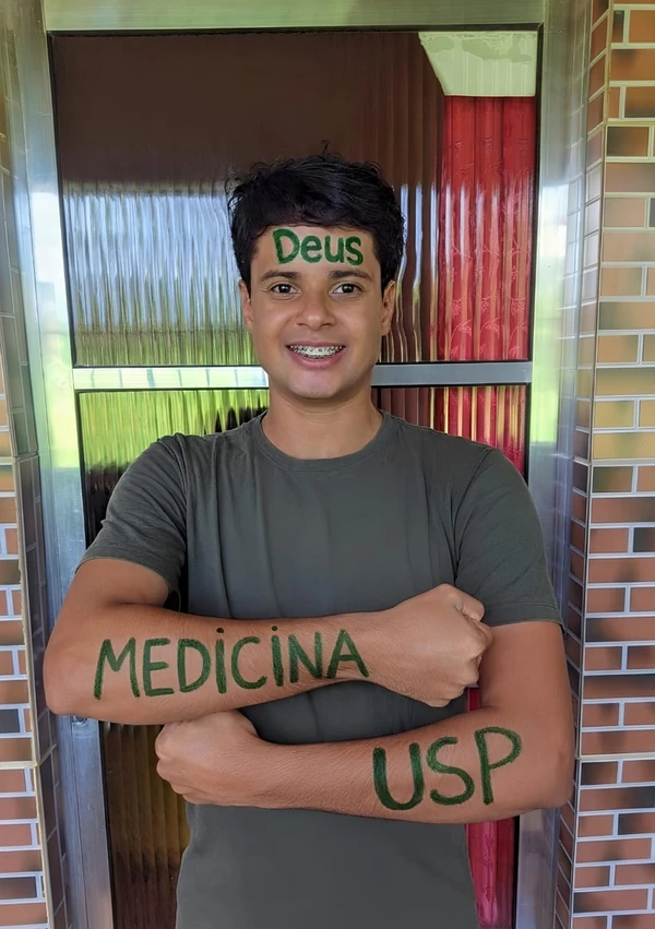 Wesley de Jesus, 23, aluno da rede publica e 1º lugar no vestibular de Medicina da USP por Reprodução