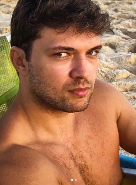 Brenno Meneghel e Maria Padilha são casados por Reprodução