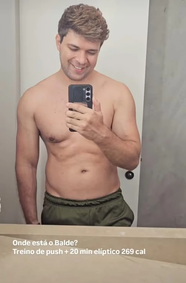 Brenno Meneghel e Maria Padilha são casados por Reprodução