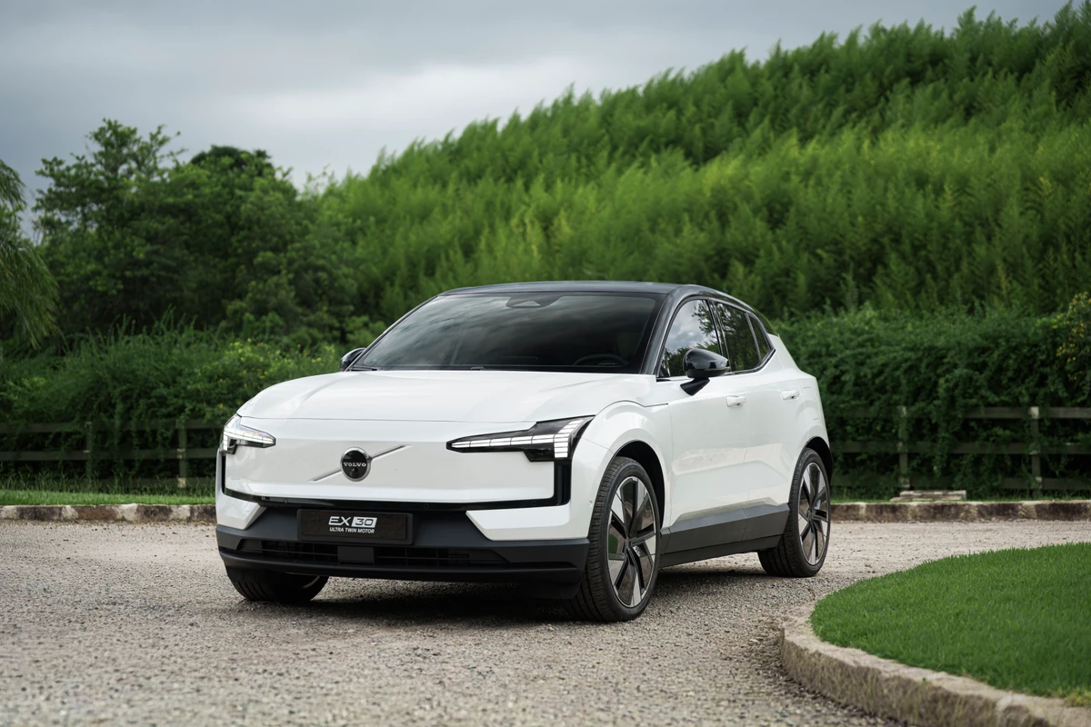 Equipado com dois motores elétricos, o EX30 Ultra Twin é o Volvo mais rápido disponível no país