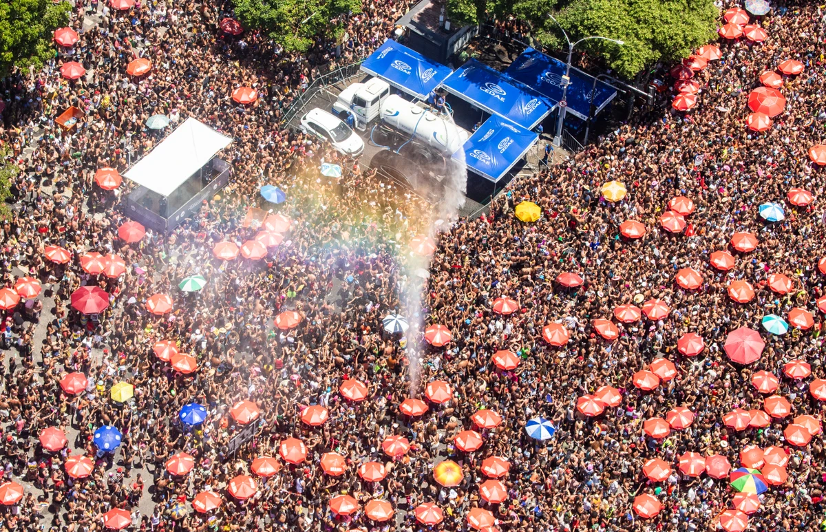 Ivete Sangalo estreia do Carnaval de rua do Rio de Janeiro por Fernando Maia e Alex Ferro/Riotur