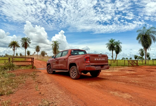 O utilitário da Ram é produzido na Argentina e tem capacidade para transportar até 1.020 kg