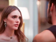 Imagem - Naiane fica revoltada com dueto de João Raul e Agrado; confira resumo de ‘Coração Acelerado’ desta segunda-fevereiro (2 de fevereiro)