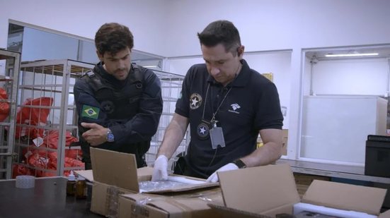 Aeroporto Área Restrita mostra trabalho da Receita por Divulgação