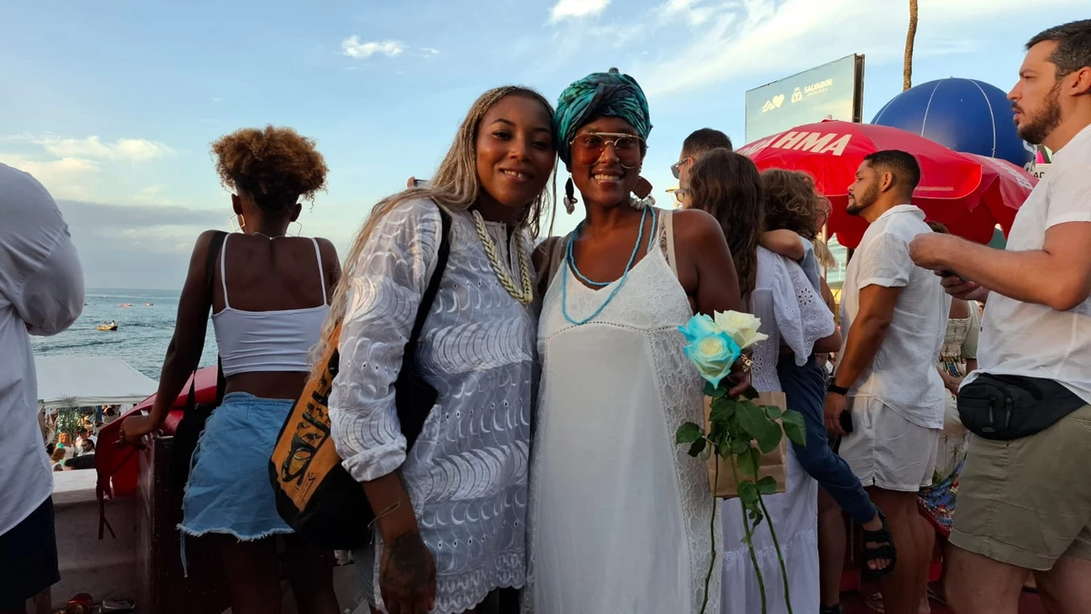 Alicia Christine e Eve Austin são dos Estados Unidos 