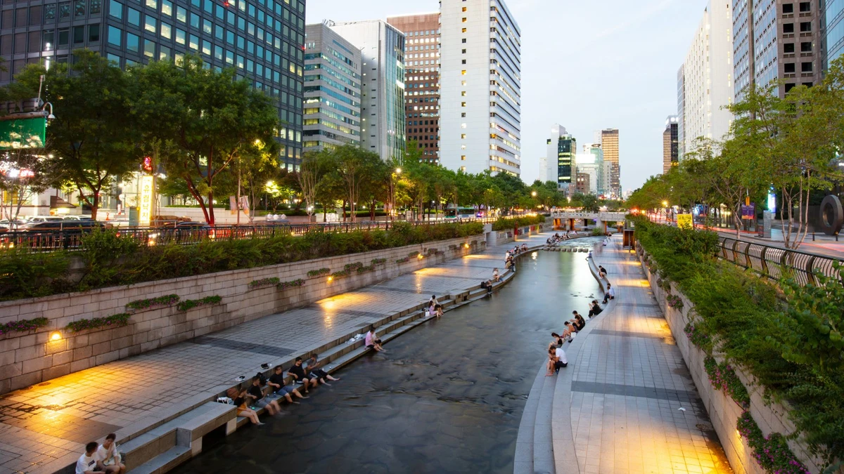 Cheonggyecheon por Divulgação