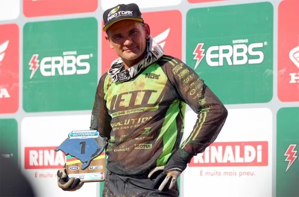 Chumbinho Becker por Reprodução