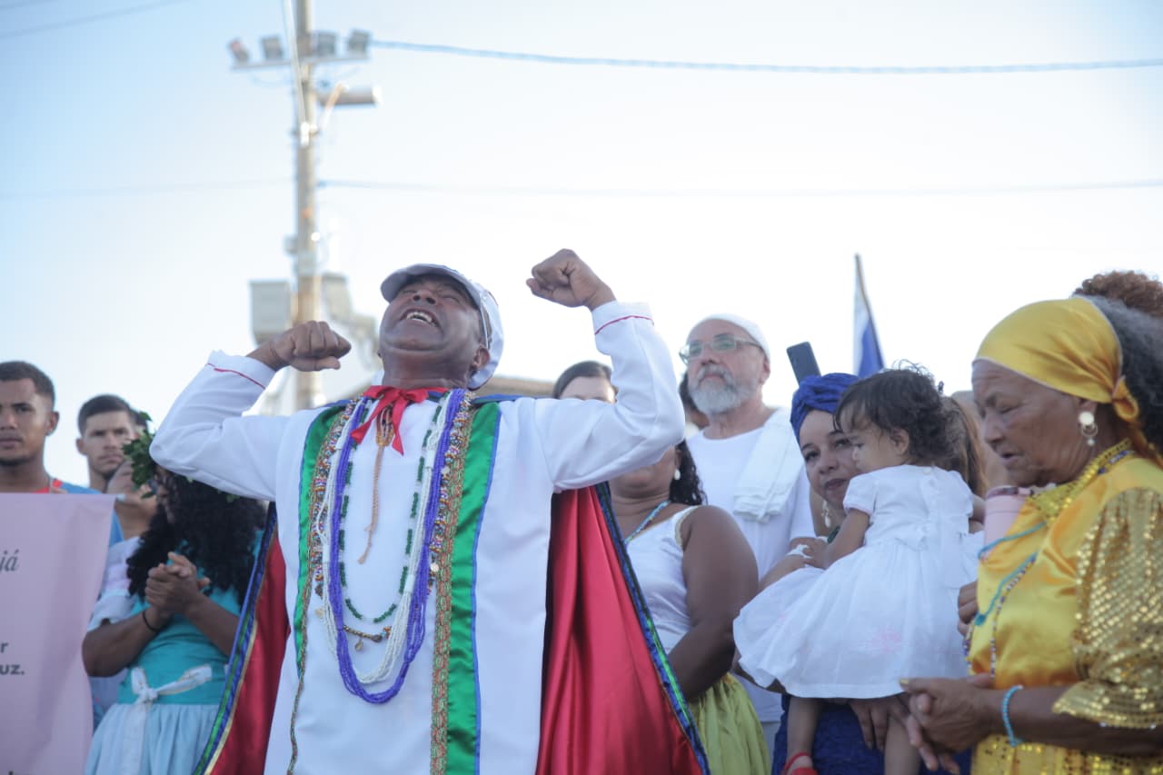 Dois de fevereiro levou multidão ao Rio Vermelho para homenagear Iemanjá por Sora Maia/CORREIO