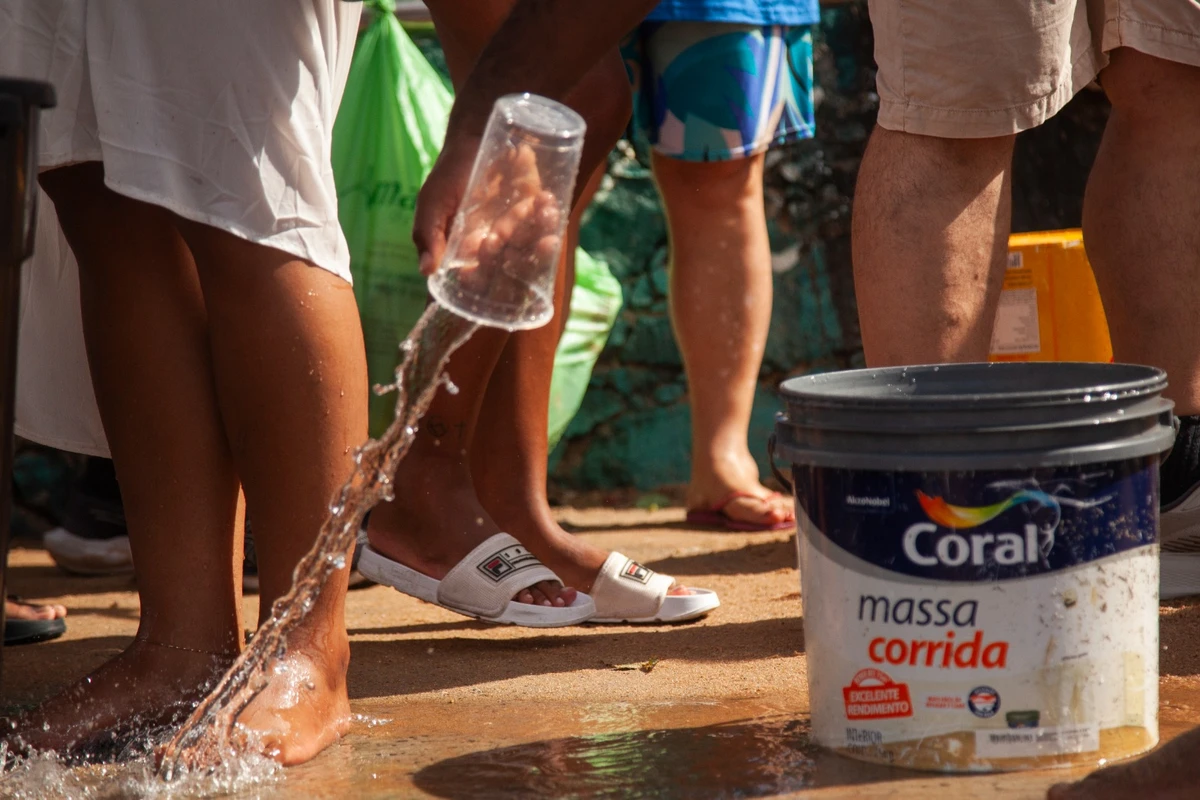 Serviço de lava-pés tinha propaganda sedutora por Sora Maia/CORREIO