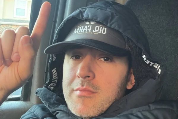 Influenciador Juan Pena