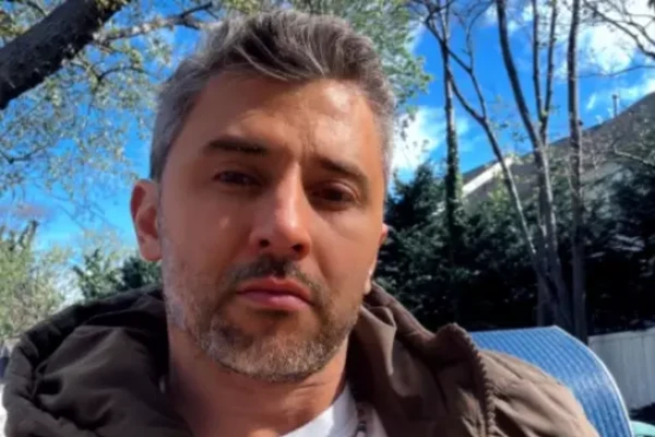 Influenciador Juan Pena por Reprodução