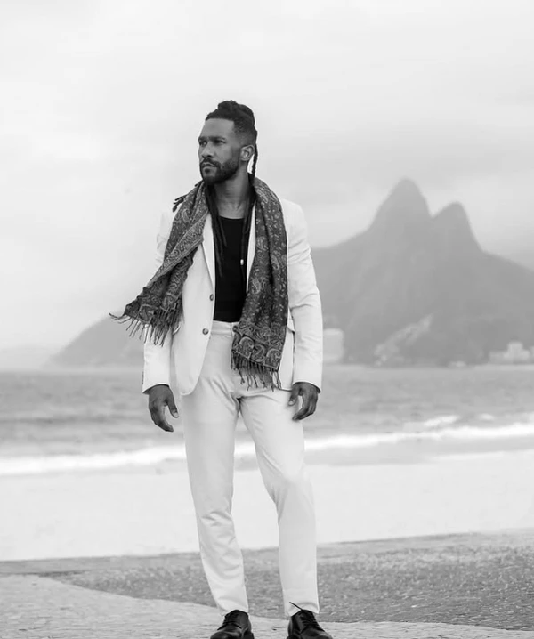 Ator André Luiz Miranda por Reprodução | Instagram