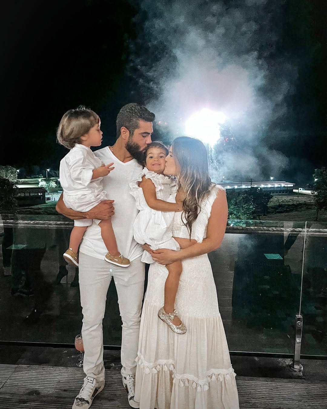 Amanda Vasconcelos, esposa do cantor sertanejo Henrique por Reprodução/Instagram