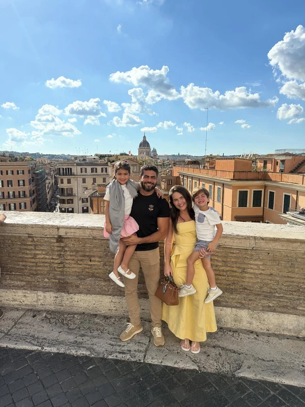 Amanda Vasconcelos, esposa do cantor sertanejo Henrique por Reprodução/Instagram