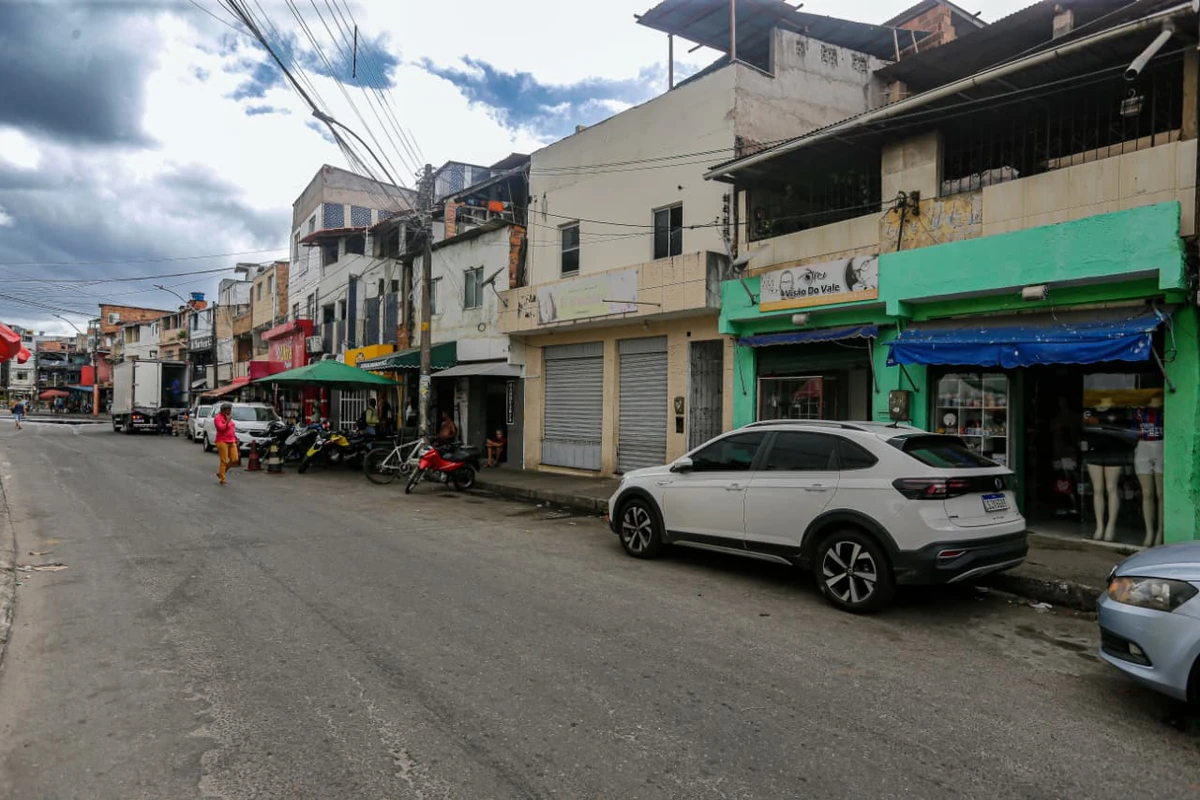 Após morte de PM: tensão no Nordeste de Amaralina por Arisson Marinho/CORREIO