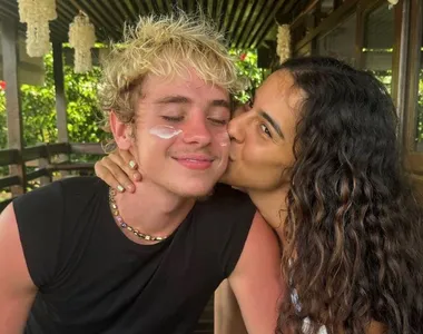 Marina Sena e Juliano Floss por Reprodução/Redes Sociais 