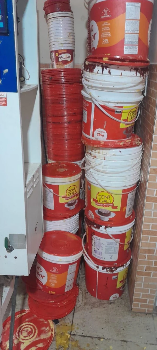 Vigilância Sanitária interdita fábrica de bolos na Santa Lúcia por Divulgação/Visa/Maceió