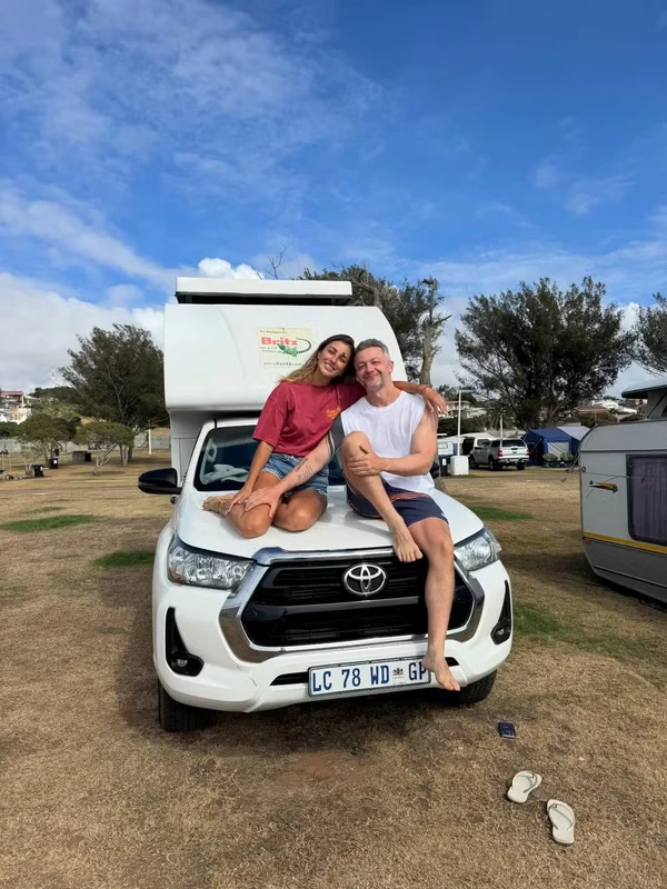 Discreto, Lucas Lima abre álbum de viagem com a nova namorada por Reprodução/Redes Sociais 