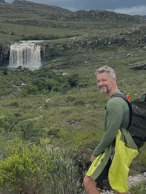 Discreto, Lucas Lima abre álbum de viagem com a nova namorada por Reprodução/Redes Sociais 