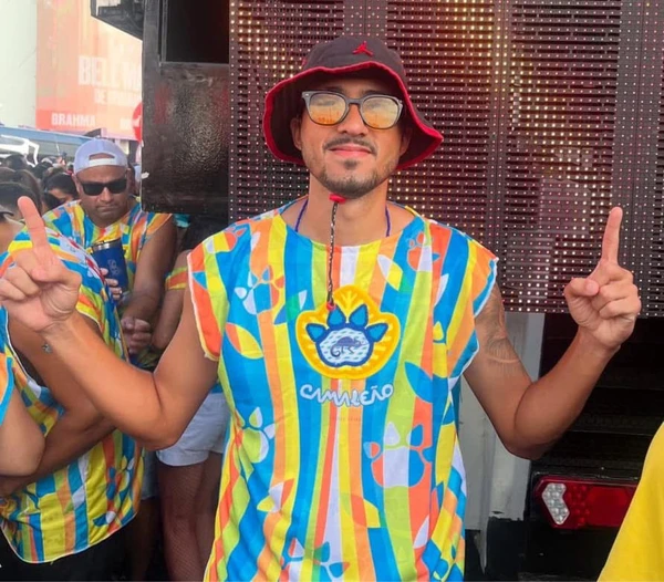 Fagner Santos, 31, é gerente comercial de Salvador e ama sair no Bloco Camaleão por Acervo pessoal