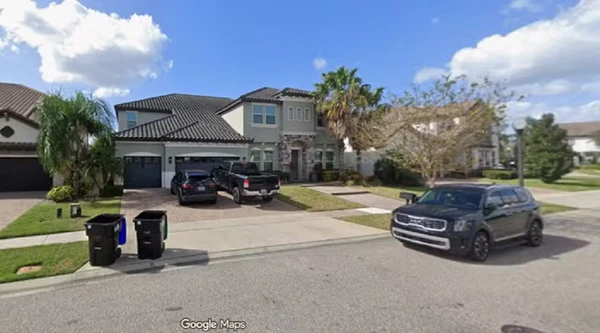 Imagens da casa de Amanda Vasconcelos, na Flórida, de outubro de 2024 por Reprodução/Google Maps