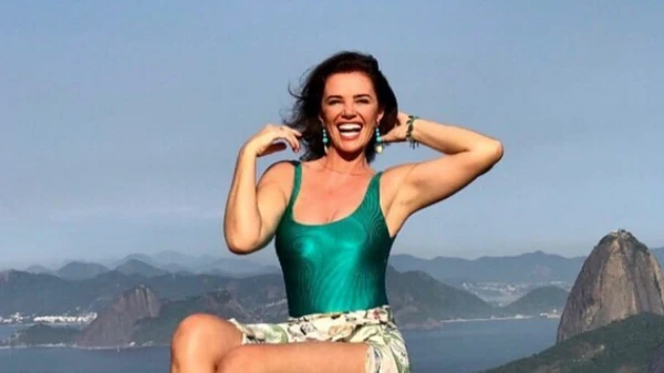 Luma de Oliveira, modelo e musa do Carnaval durante os anos 80 e 90 por Reprodução