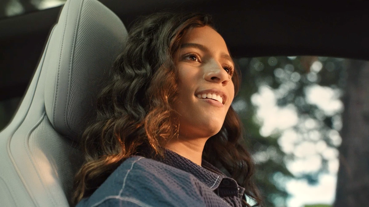 Rayssa Leal em propaganda da Volvo por Reprodução