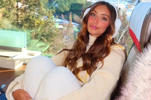 Vanessa Lopes é resgatada nos Alpes Suíços após se perder em montanha por Reprodução/Redes Sociais 