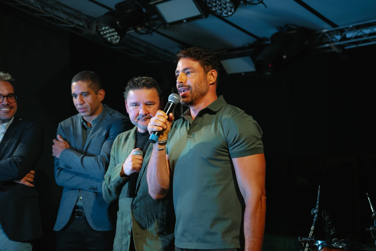 Cauã Reymond lança o Biosphere em Salvador e adianta detalhes da série Jogada de Risco