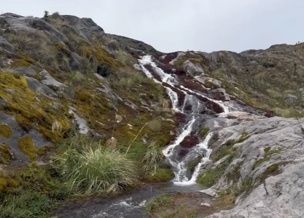 Estrada é uma das mais bonitas da Colômbia por Reprodução | Reprodução/Youtube