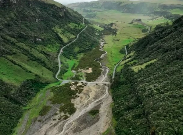 Estrada é uma das mais bonitas da Colômbia por Reprodução | Reprodução/Youtube