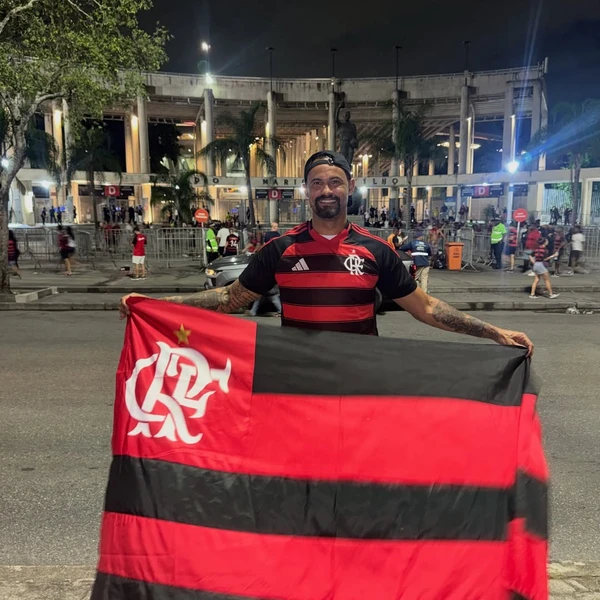 Ex-goleiro Bruno publicou fotos da ida ao Maracanã por Reprodução