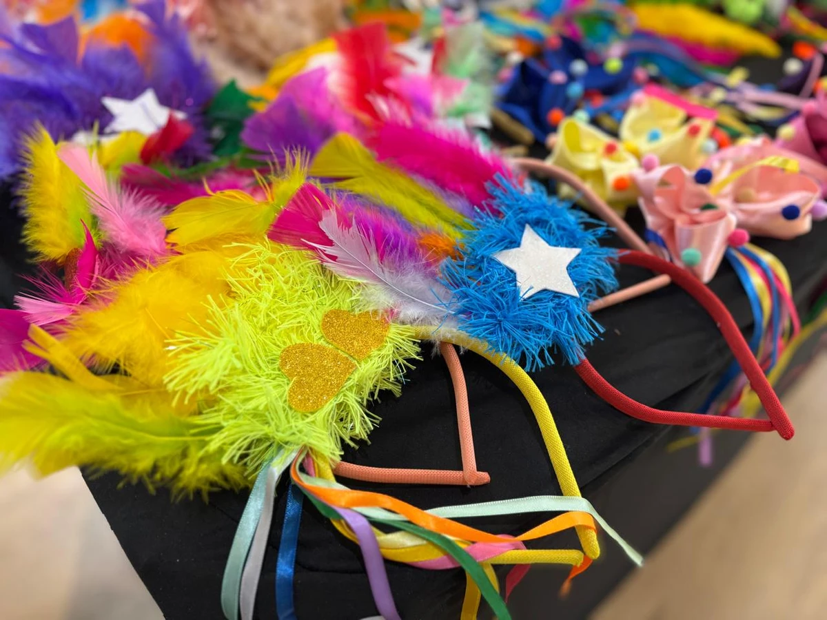 Expo Carnaval oferece produtos de artesanato inspirados na folia, no Shopping Center Lapa por Divulgação