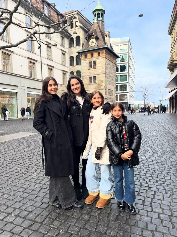 Kyra Gracie, Malvino Salvador e filhos por Reprodução/Instagram