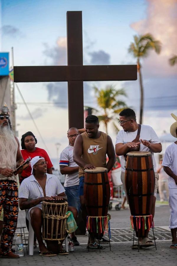 Lavagem de Itapuã nesta quinta (5) por Arisson Marinho/CORREIO