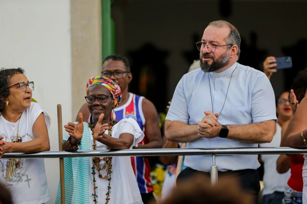 Lavagem de Itapuã nesta quinta (5) por Arisson Marinho/CORREIO