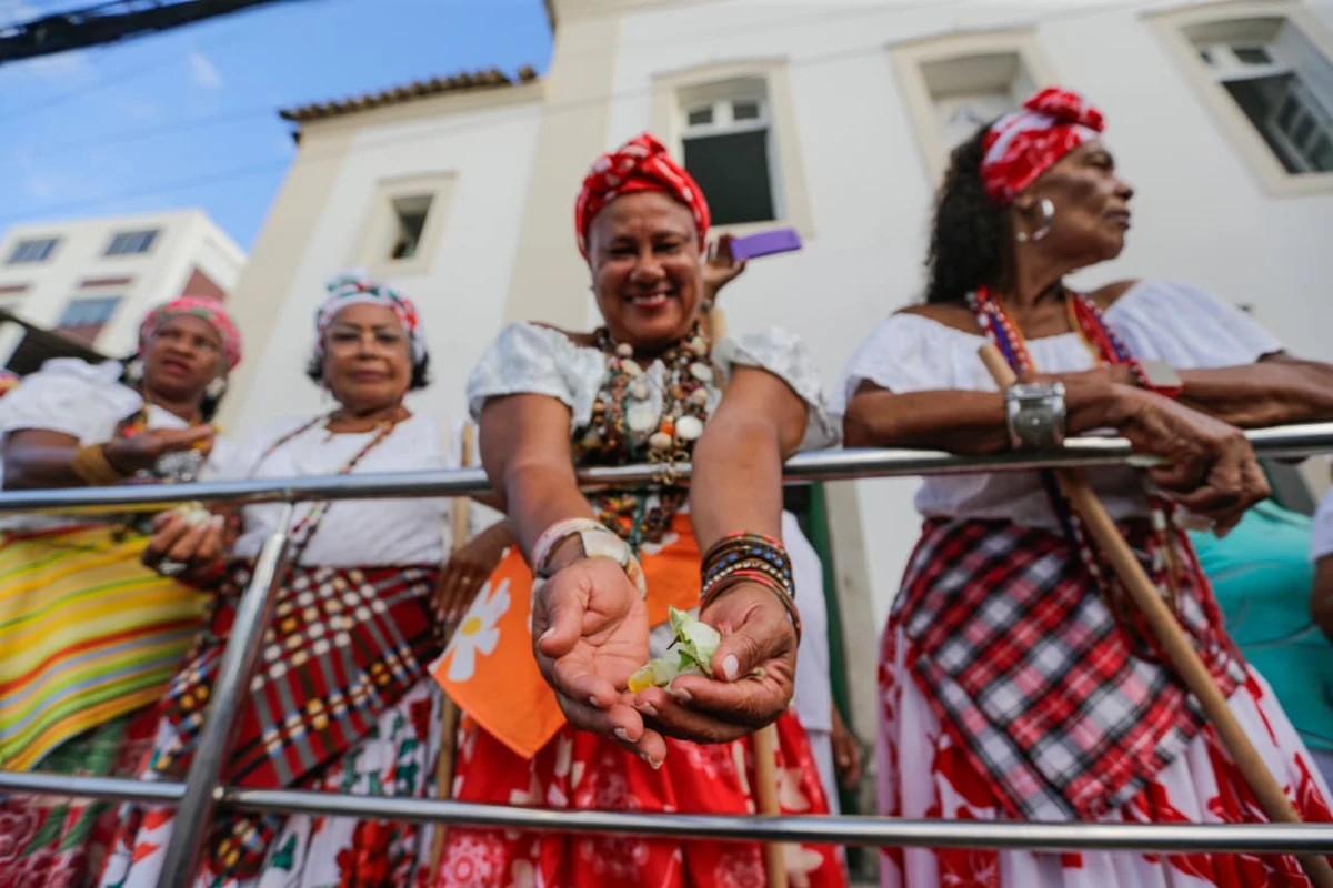 Lavagem de Itapuã nesta quinta (5) por Arisson Marinho/CORREIO