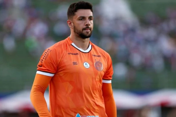 Mateus Claus pelo Bahia por Felipe Oliveira/ECB