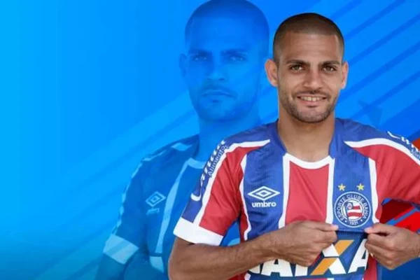 Atacante Clayton durante passagem pelo Bahia por Divulgação/EC Bahia